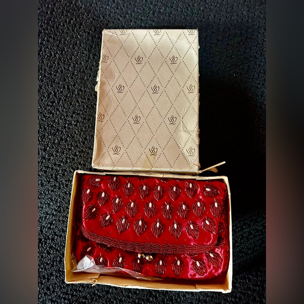 Elegant Vintage Woodward & Lothrop Silky Red Hand Beaded Clutch Bag